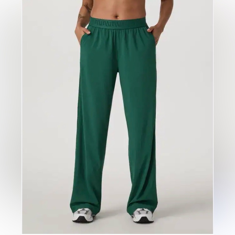 Vuori Villa Sport Trouser Pant Women’s Small in Viridian green